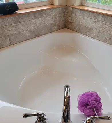 Bathroom Cleaning in Burien 